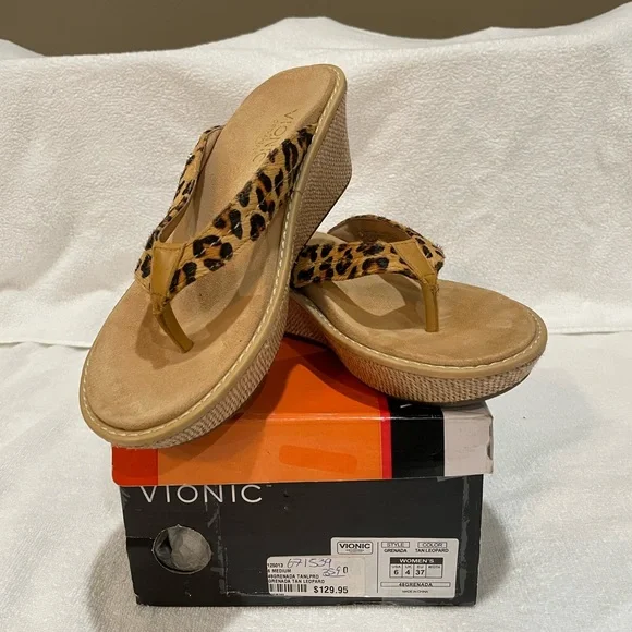 Vionic Grenada Tan Leopard Wedge Sandal size 6 - Picture 14 of 16